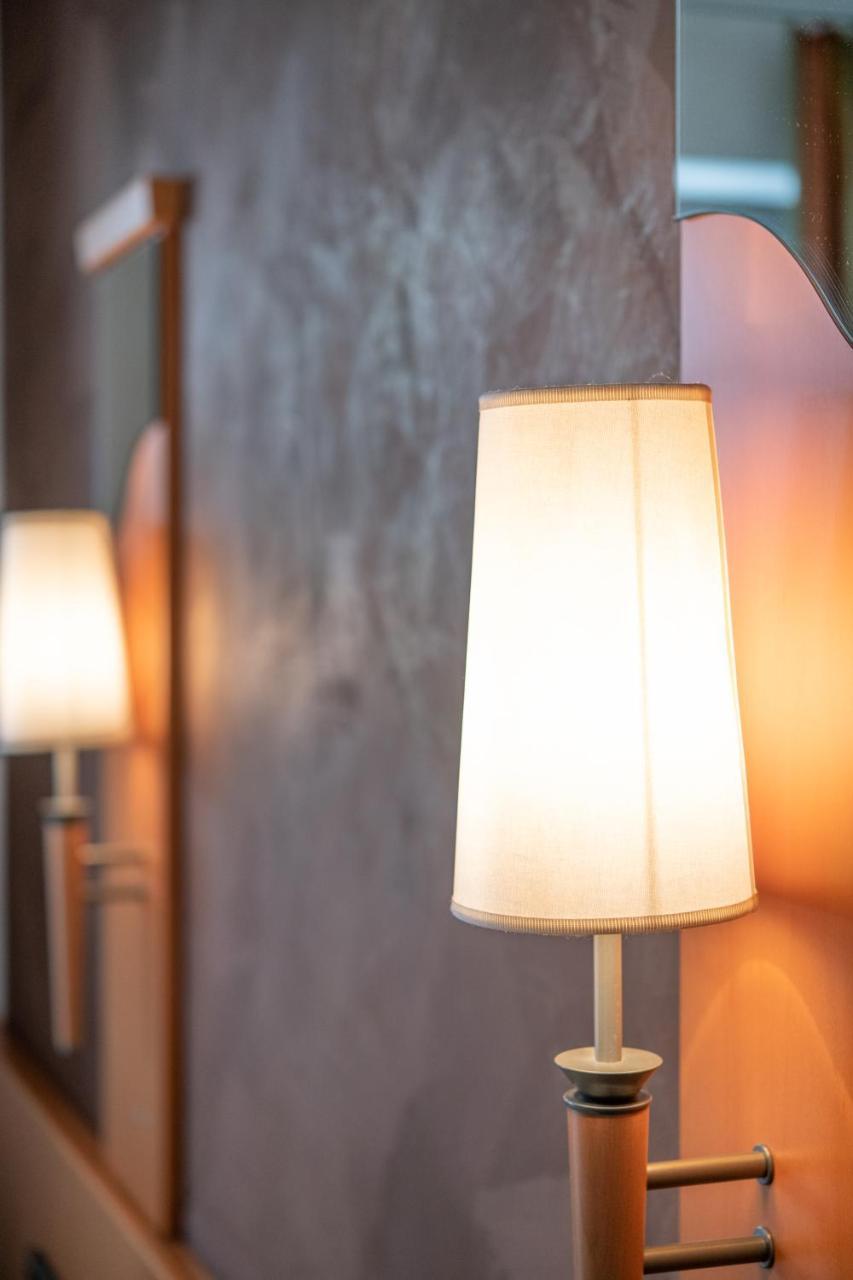 Hotel Bitburger Hof Bagian luar foto